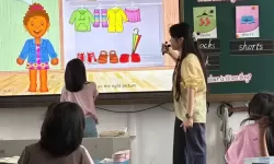 在英语课上强插英语课代表：课堂管理与公平性的探讨