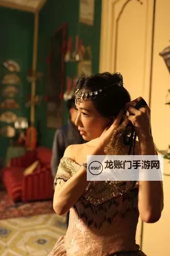 探索自拍、偷拍与亚洲欧美另类风格的多元表达图1