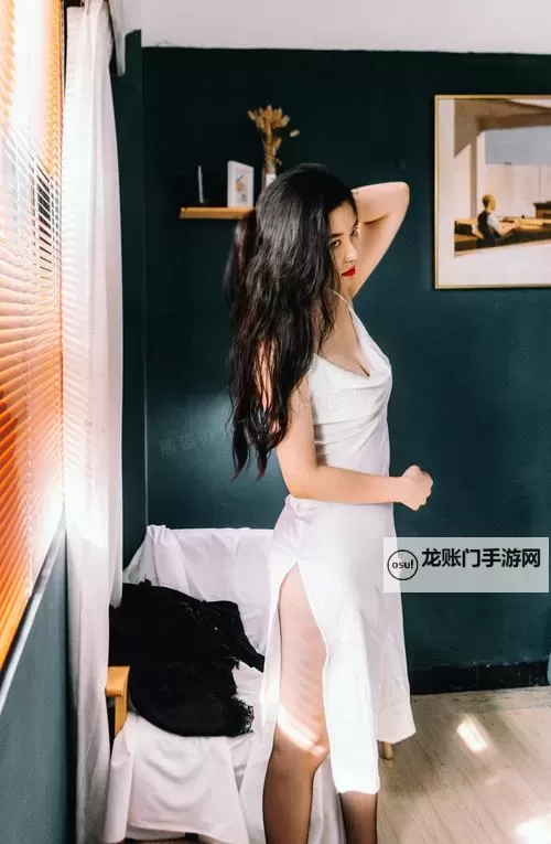 探索无限可能:优优人体大胆艺术的独特魅力图1