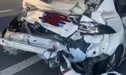 在车里被撞了八次高A：逆境中勇敢前行的故事