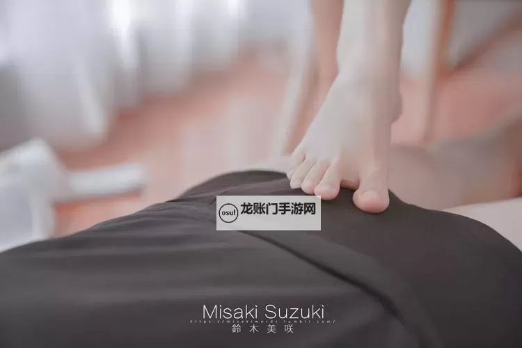 啊啊啊啊xxxx:在喧嚣与孤独之间的回声图1