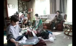 在外打工和妈妈住一起如何保密:漂泊生活中的隐私与家庭边界守护