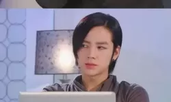 原来是美男啊剧照:镜头下的他,光影里的青春